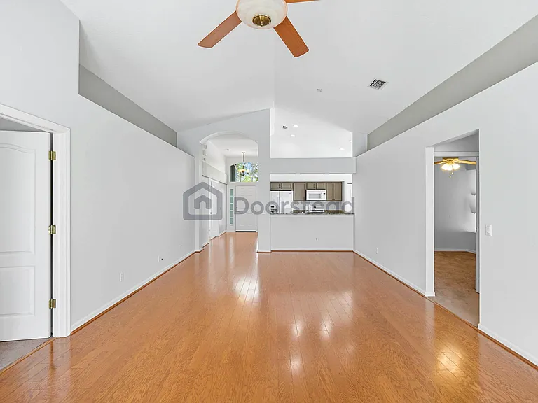 1256 Jasmine Lake Dr — Photo 15