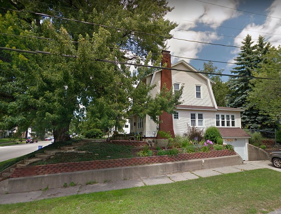 1st image of 1500 College Ave NE