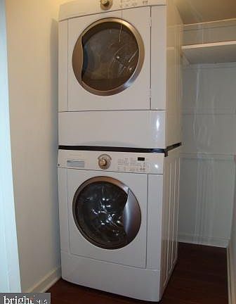 4th image of 604-36 S Washington Sq #1709
