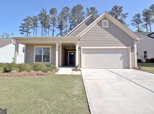 352 Elkins Pl, Peachtree City, GA