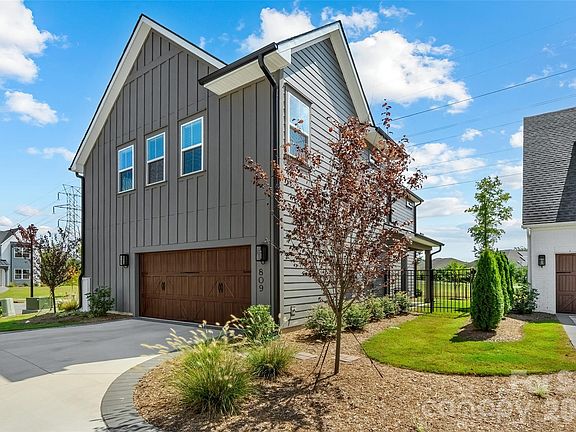 2nd image of 809 Terra Dr
