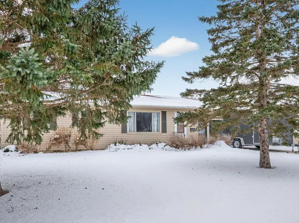 320 1st St NW, Byron, MN 55920