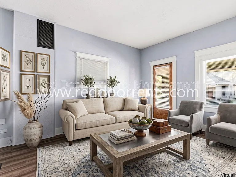 736 E Morris St — Photo 1