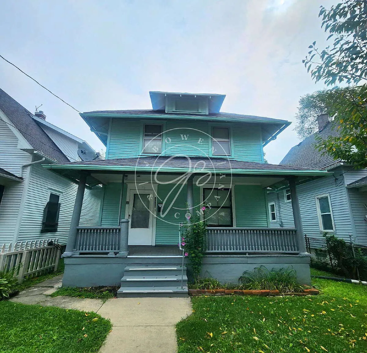 3 bed, 1.5 bath, 1288 sqft, $1,400 — Photo 1