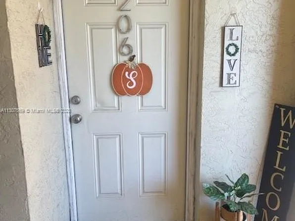 117 Lake Emerald Dr APT 206, Oakland Park, FL 33309