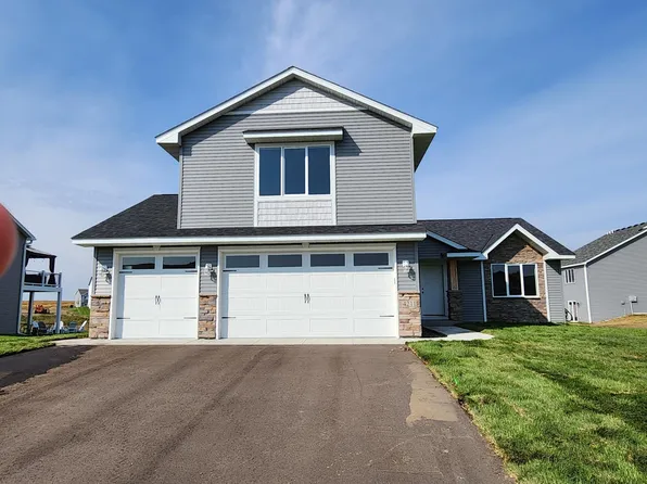 4211 Eaton Cir NE, Monticello, MN 55362