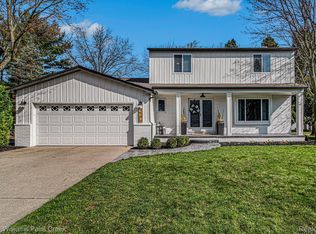 2706 Gemini Dr, Lake Orion, MI