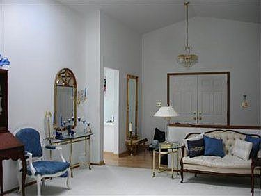 4th image of 6436 Brighton Dr