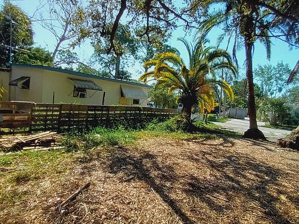 6527 & 6531 Margaret Dr