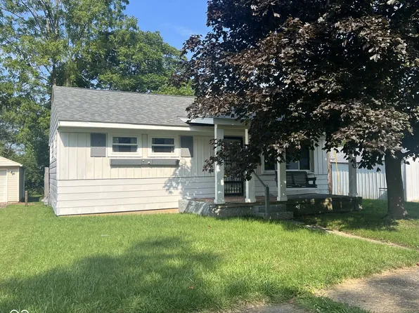 2515 Greenview Ave, New Castle, IN 47362