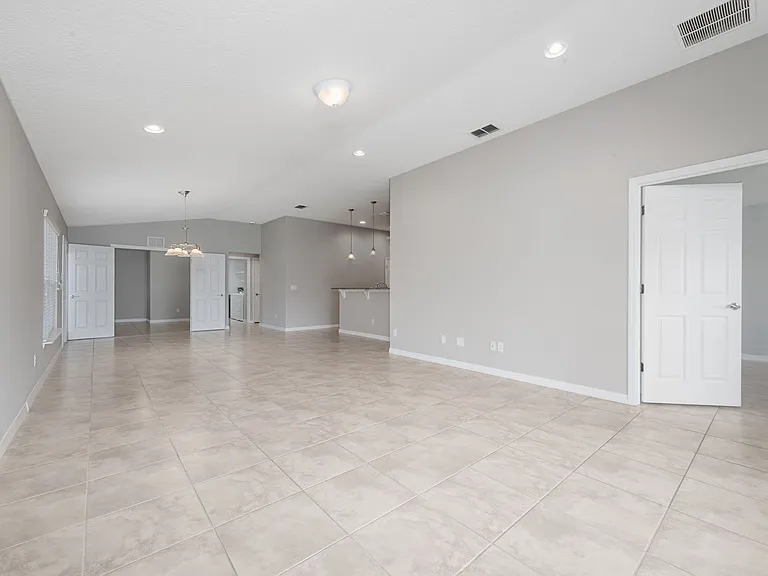 12208 Pescara Ln — Photo 7