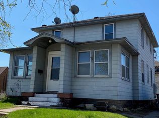 1526 19th Street 1823 Redfield St, La Crosse, WI 54601