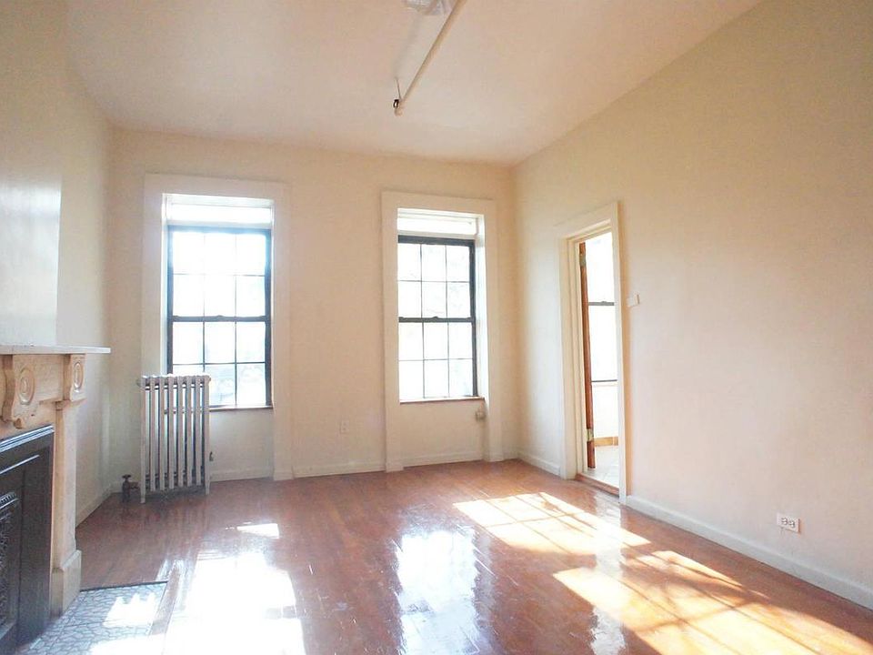 1st image of 12 E 127th St APT 4