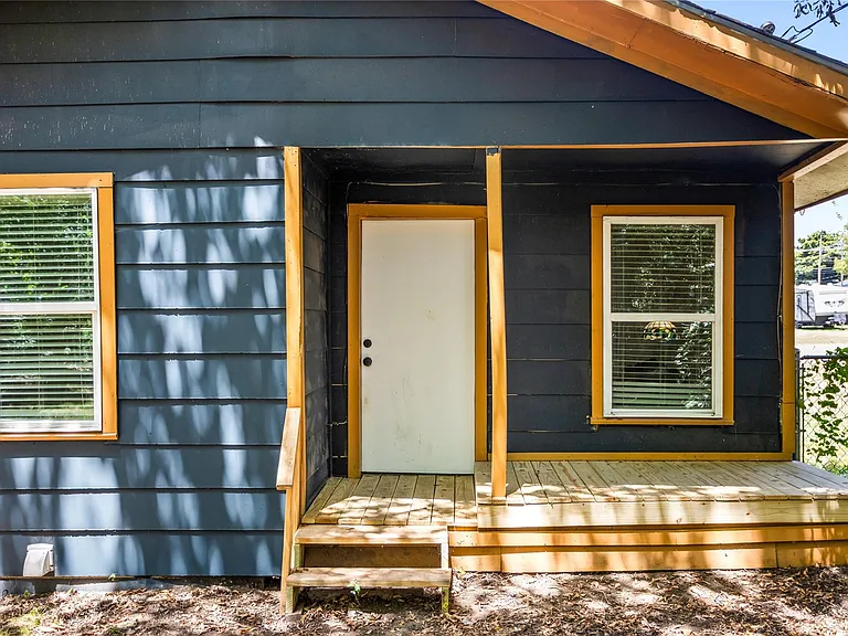 614 Rice St — Photo 9