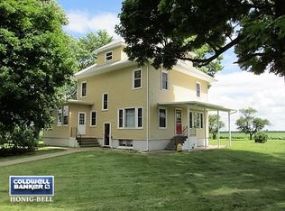 1354 E 14th Rd, Streator, IL 61364