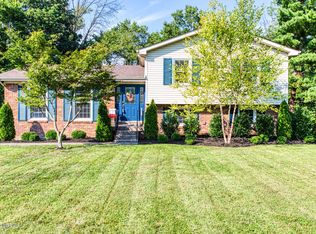 4009 Ashridge Dr, Brownsboro Farm, KY 40241