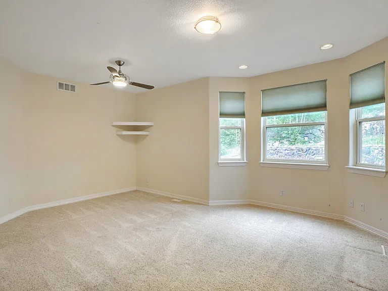 692 Louis Dr #1 — Photo 14
