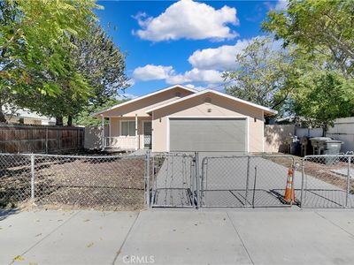 214 W Latham Ave, Hemet, CA, 92543