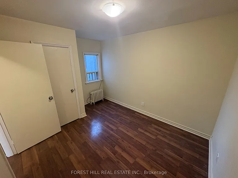 247 Lakeshore Rd E #3 — Photo 9