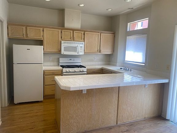 4th image of 7269 Ventana Dr