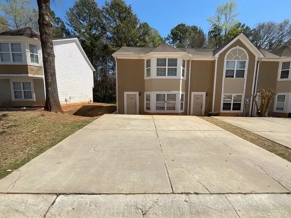 2948 Fields Dr, Lithonia, GA 30038