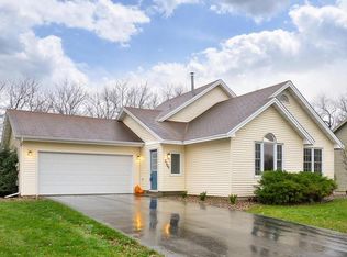 7209 Bren Ln, Eden Prairie, MN 55346