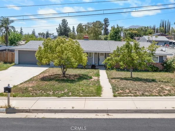 11911 Ivy Ln, Moreno Valley, CA 92557
