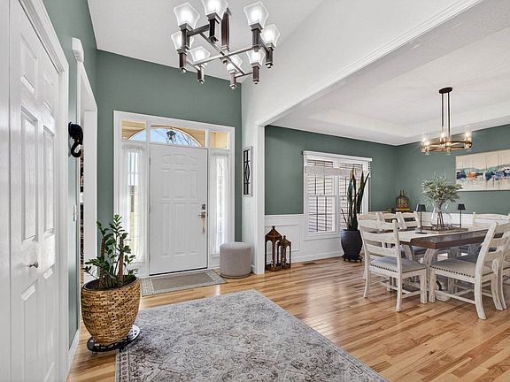 5th image of 6616 Lorton Ct