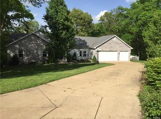4101 Old Homestead Dr, Imperial, MO 63052