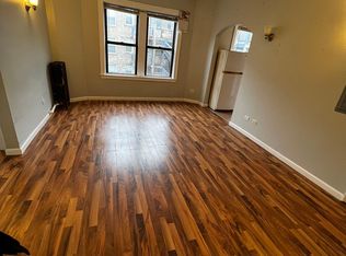 1712 W Estes Ave #206-A, Chicago, IL 60626