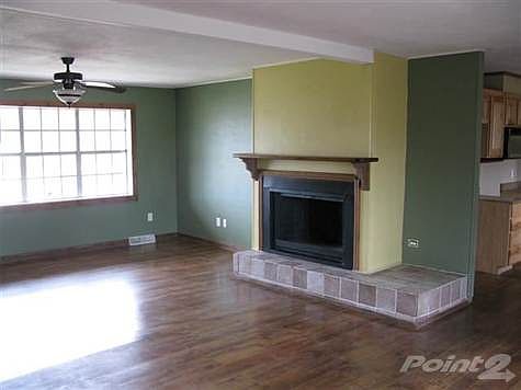 3rd image of 377 Helen Ave