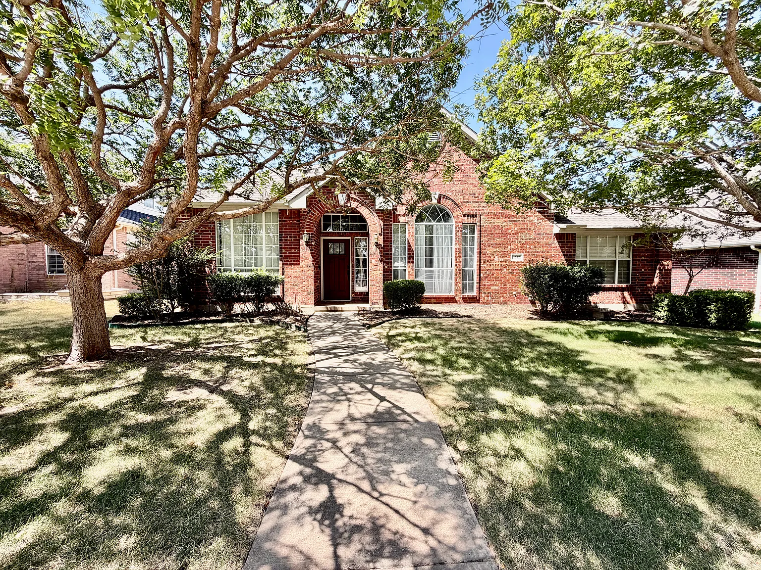 3 bed, 2212 sqft, $2,750 — Photo 4