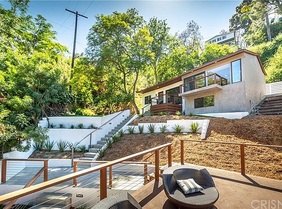 3rd image of 6917 Cahuenga Park Trl