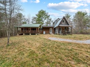 391 Airport Rd NW, Riner, VA 24149