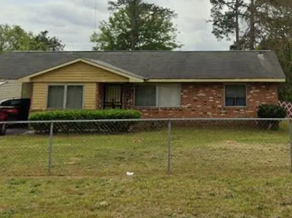 5850 Blueridge Dr, Columbus, GA 31907