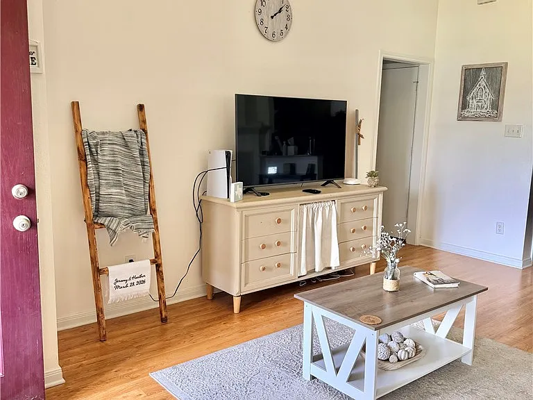 1029 Fallbrook Loop — Photo 4
