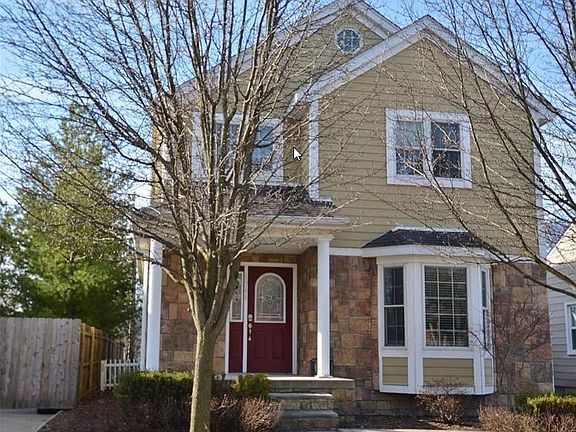 2nd image of 1744 Holland Ave