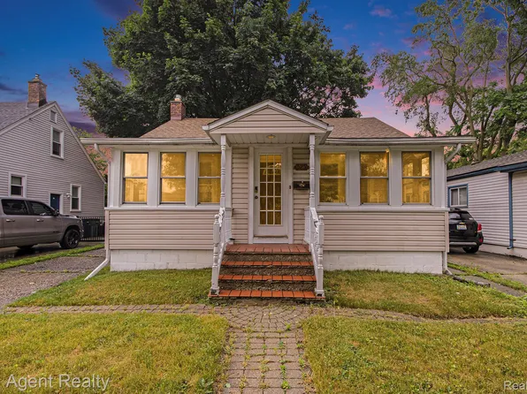 525 Marlin Ave, Royal Oak, MI 48067