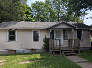 1289 Pearl St, Benton Harbor, MI 49022