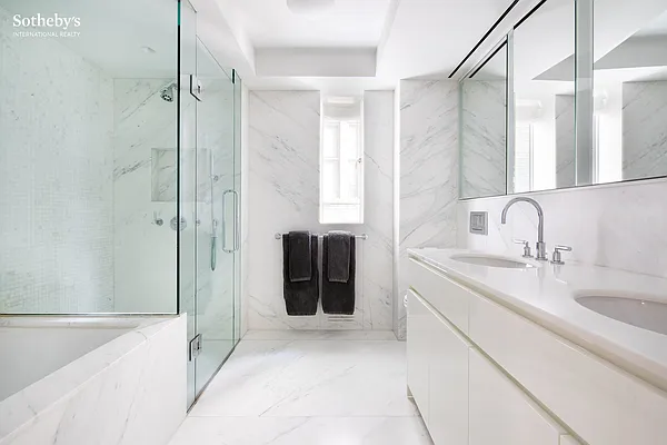 Sold by Sotheby's International Realty | media 6