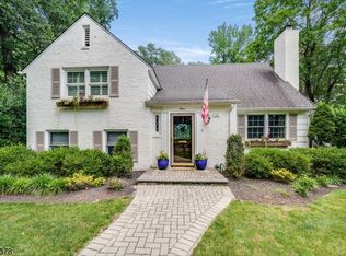 3 Fairhill Rd, Westfield, NJ 07090