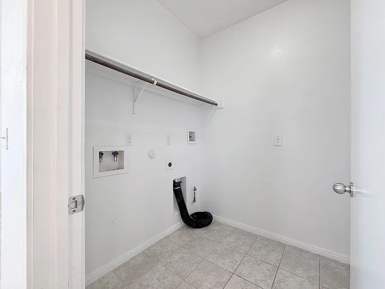 251 Triumph Rd — Photo 12