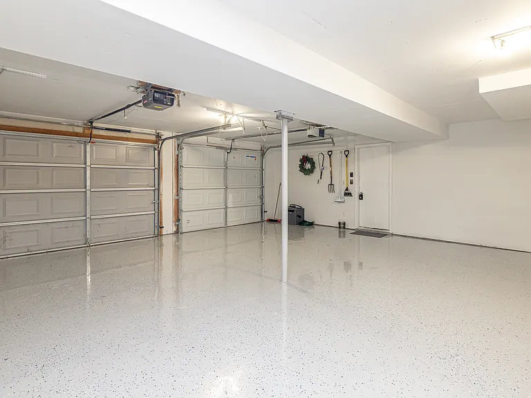 6200 Flaherty Rd — Photo 14