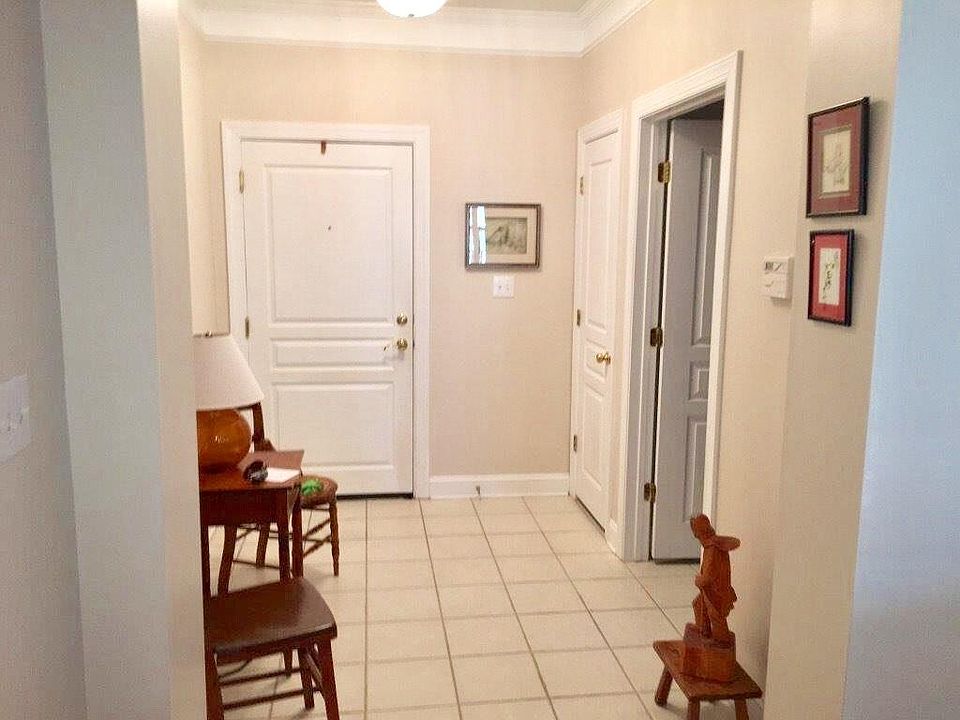 Tiled Entryway