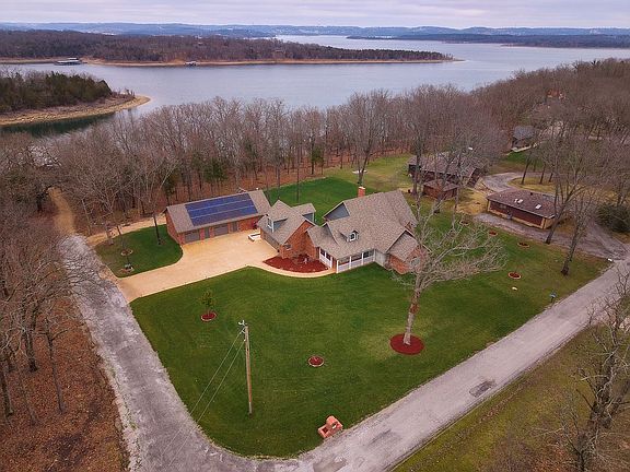 5th image of 42 Lilac Ln