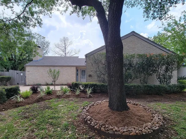 11811 Poplar Creek Dr, Houston, TX 77077