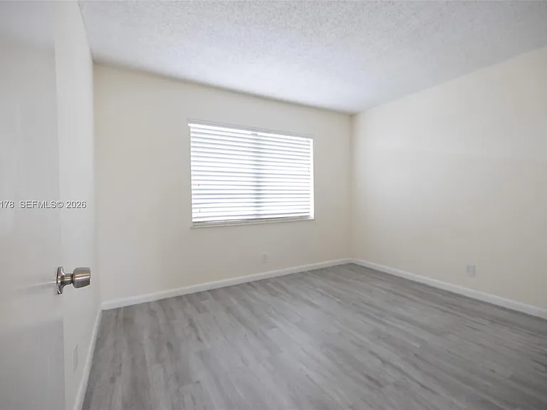 9235 SW 8th St #403 — Photo 8