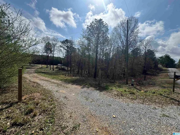 695 Brown Rd #695, Sylacauga, AL 35150