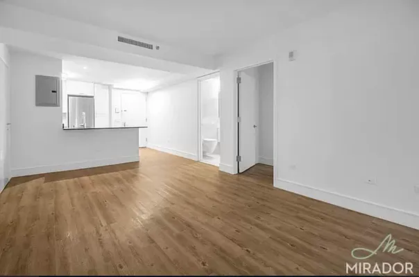 Rented by Mirador Real Estate | media 3