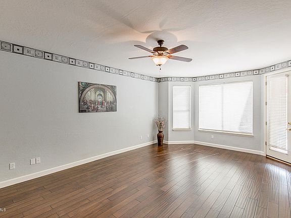 5th image of 3105 E Muirwood Dr